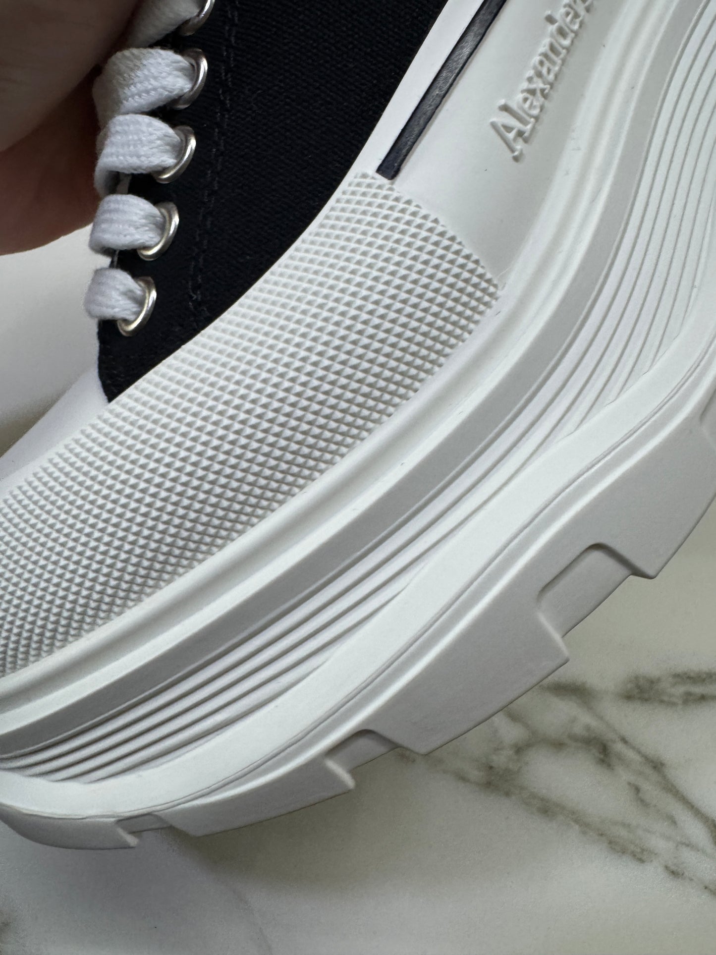 McQUEEN Tread Slick Canvas