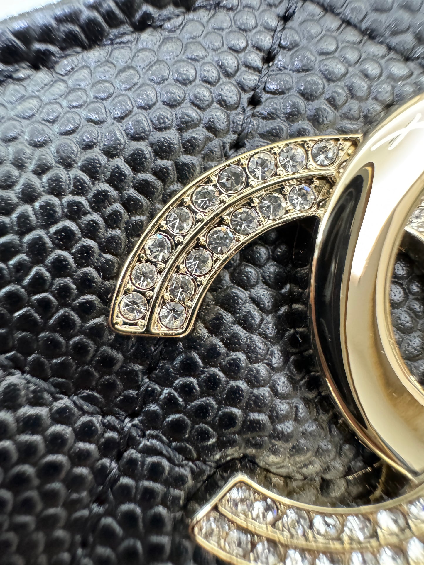 CHANEL 24B半鑽扣 加大零錢包 可放對摺紙幣