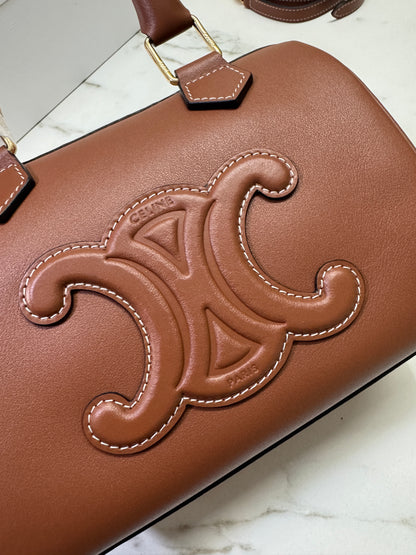 CELINE Triomphe Boston 棕色