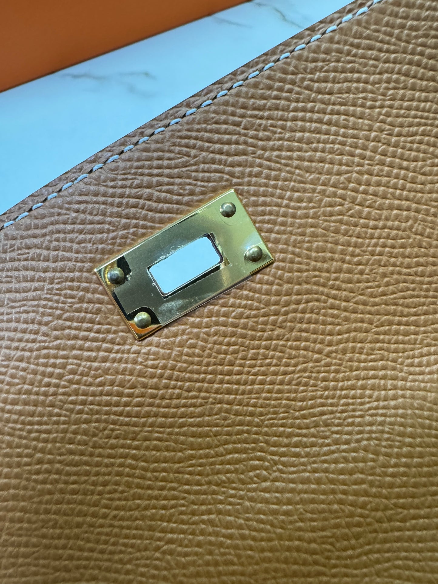 HERMES Kelly to-go 金棕色金扣 Epsom Gold GHW