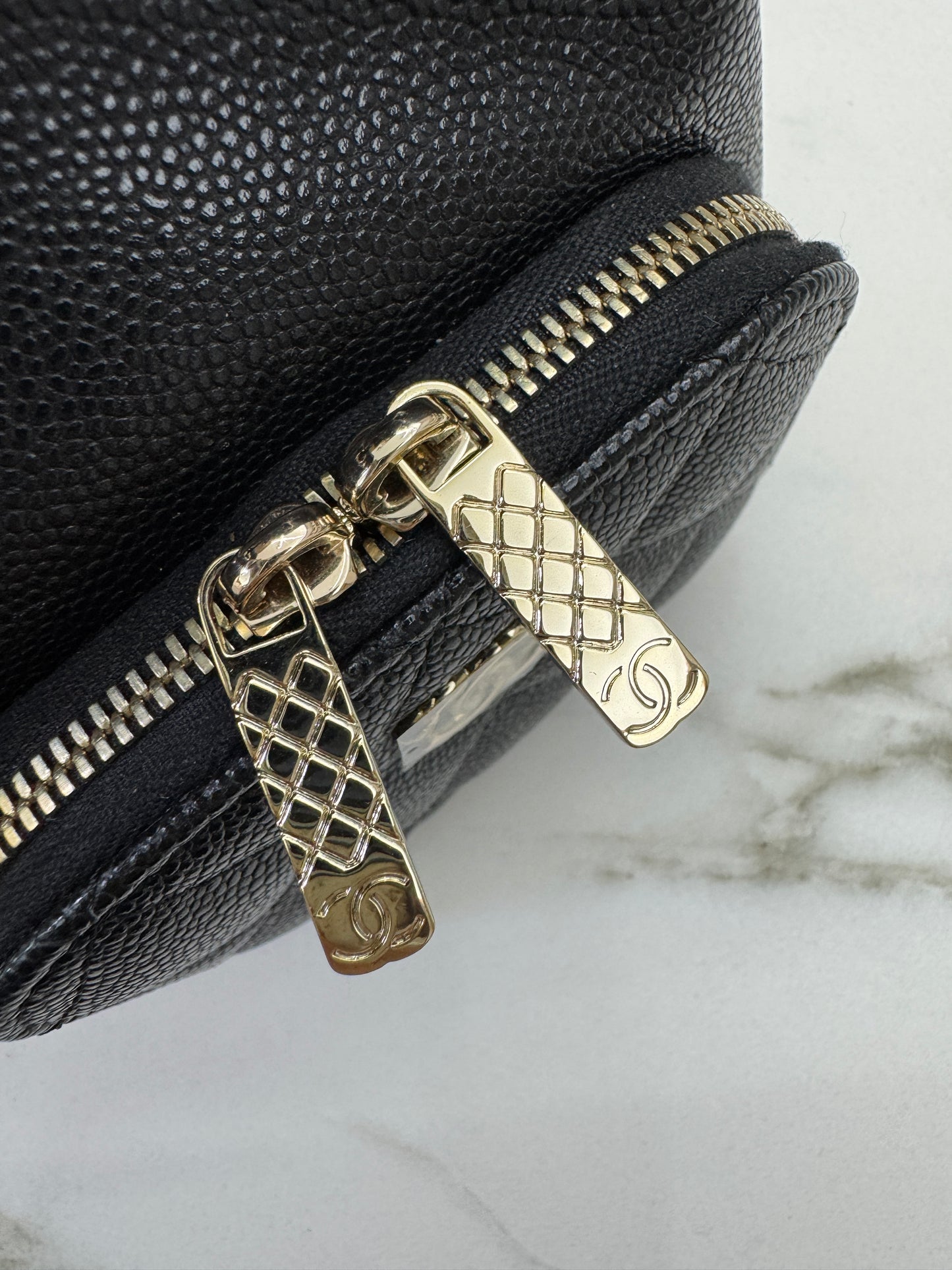 CHANEL 25B 迷你水桶