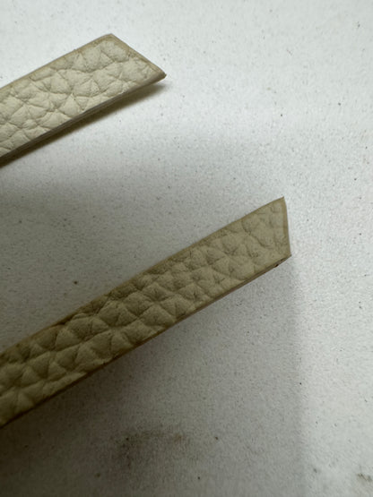 THE ROW N/S Park 奶白色 Medium