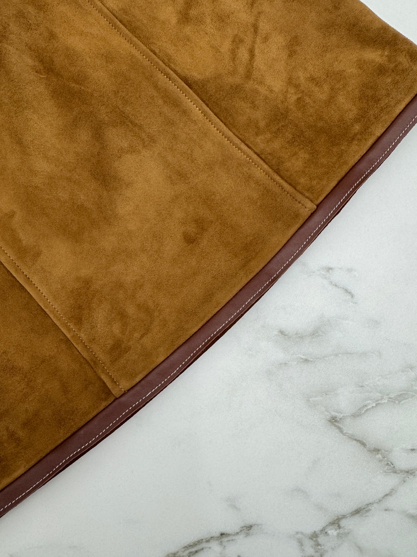 MIU MIU 麂皮拼皮邊短裙