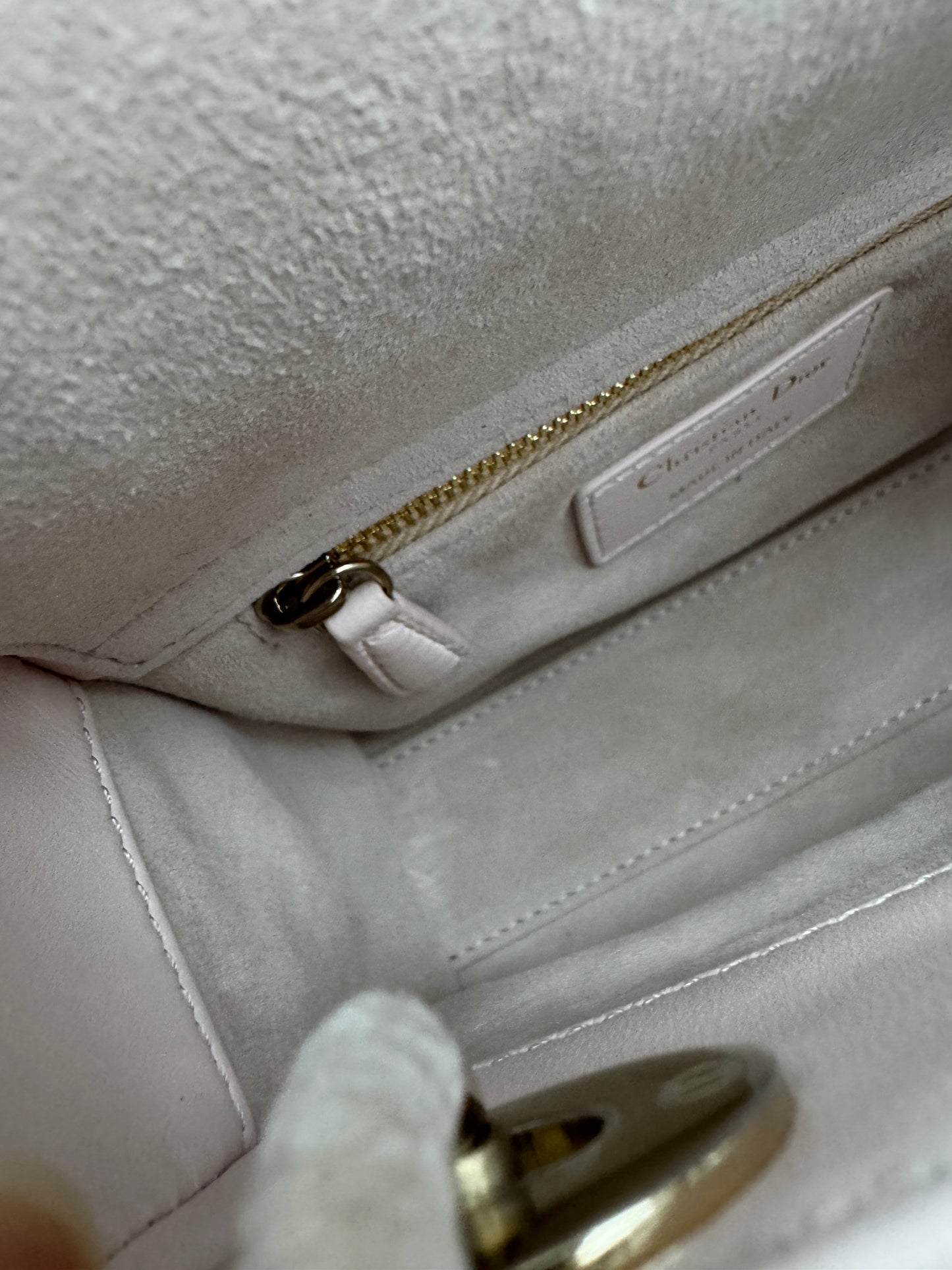 DIOR Mini Lady Dior 羊皮三格 淡粉色