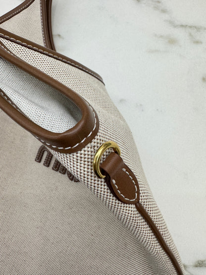 MIU MIU Ivy Tote 帆布 Regular Size