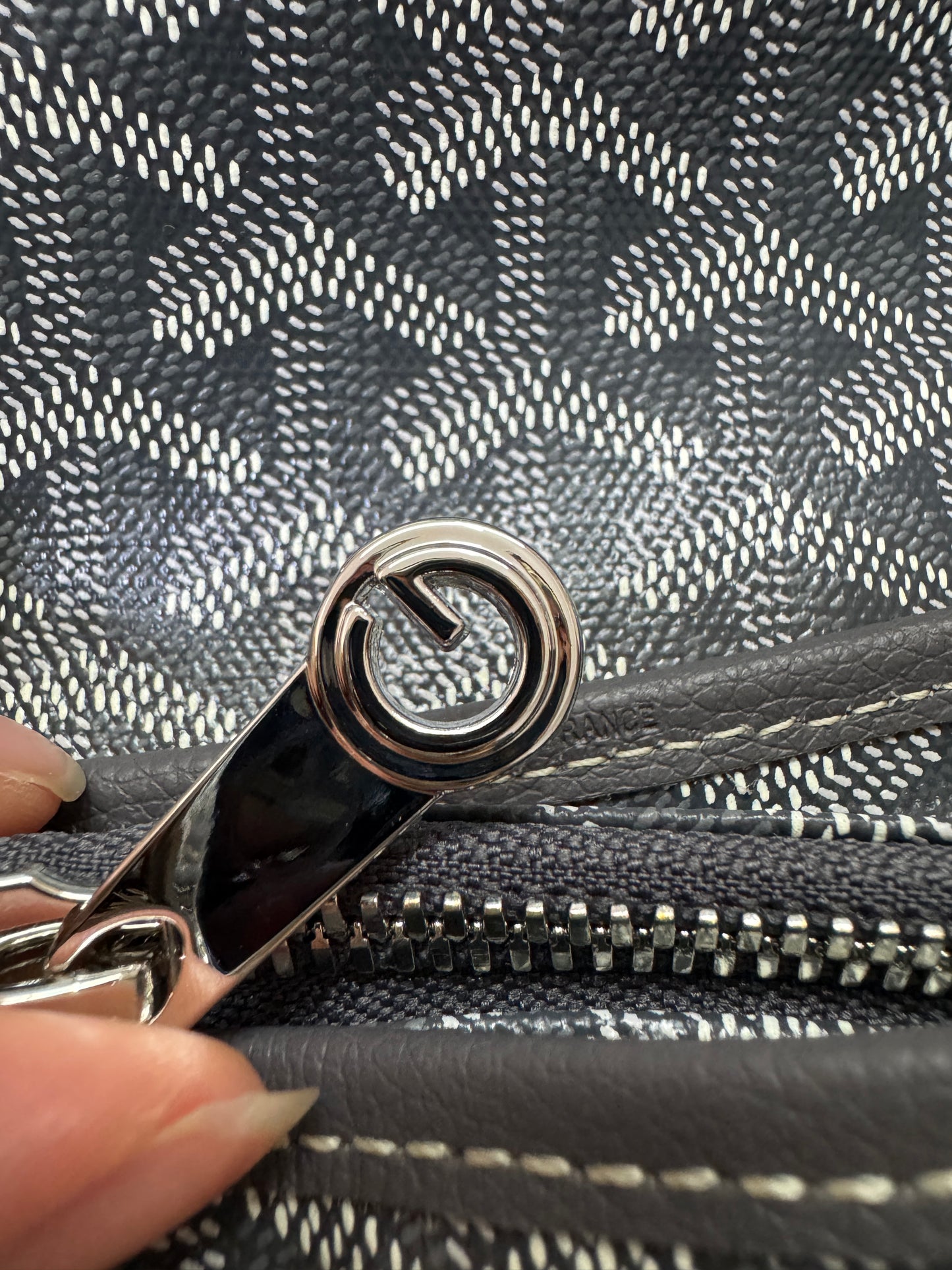 GOYARD Hobo 灰色 粉紅色小愛心版