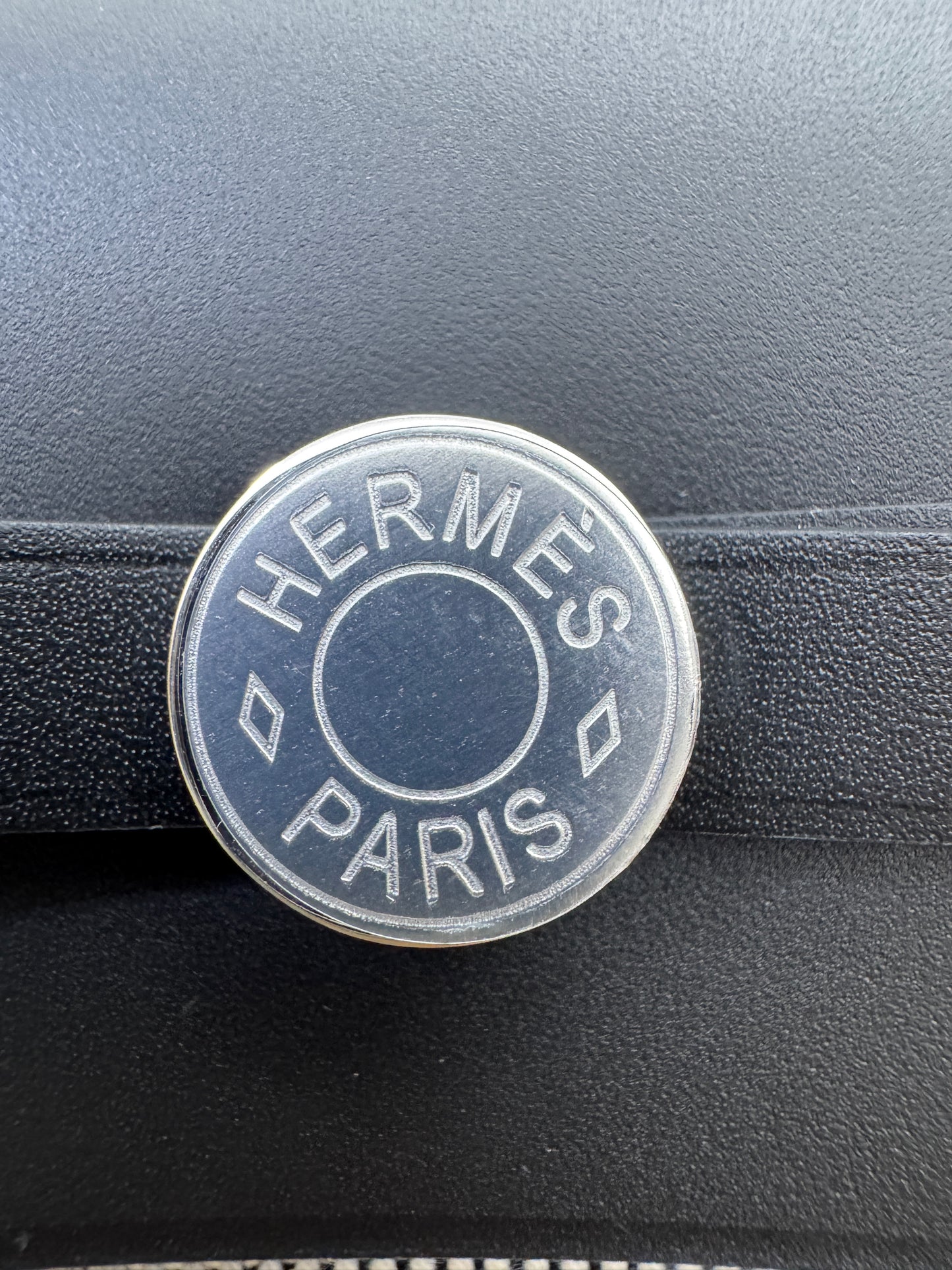 HERMES Mini Herbag 熊貓黑扣