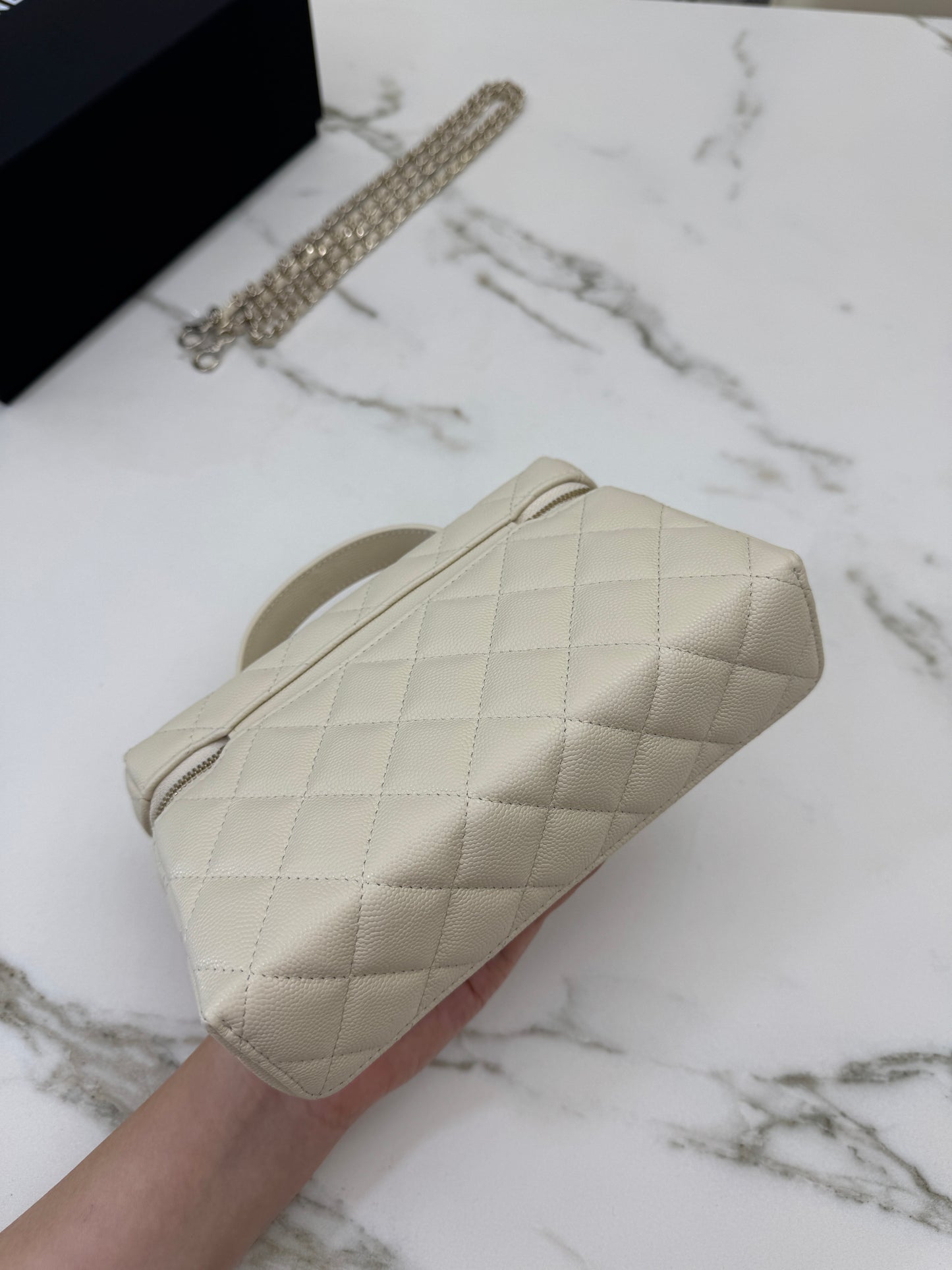 CHANEL 25C腰線 LP盒子包