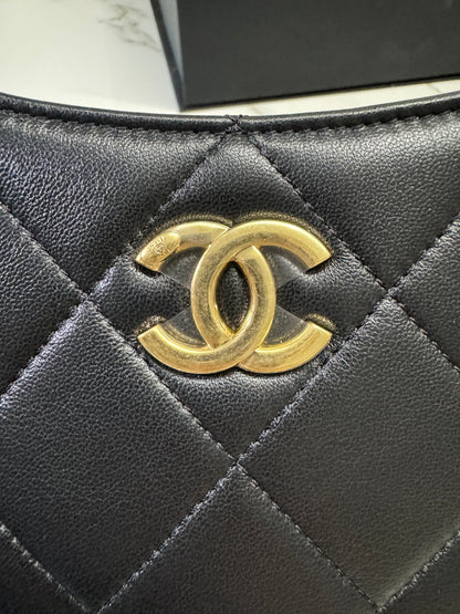 CHANEL 24K Hobo 雙C粗鏈 羊皮