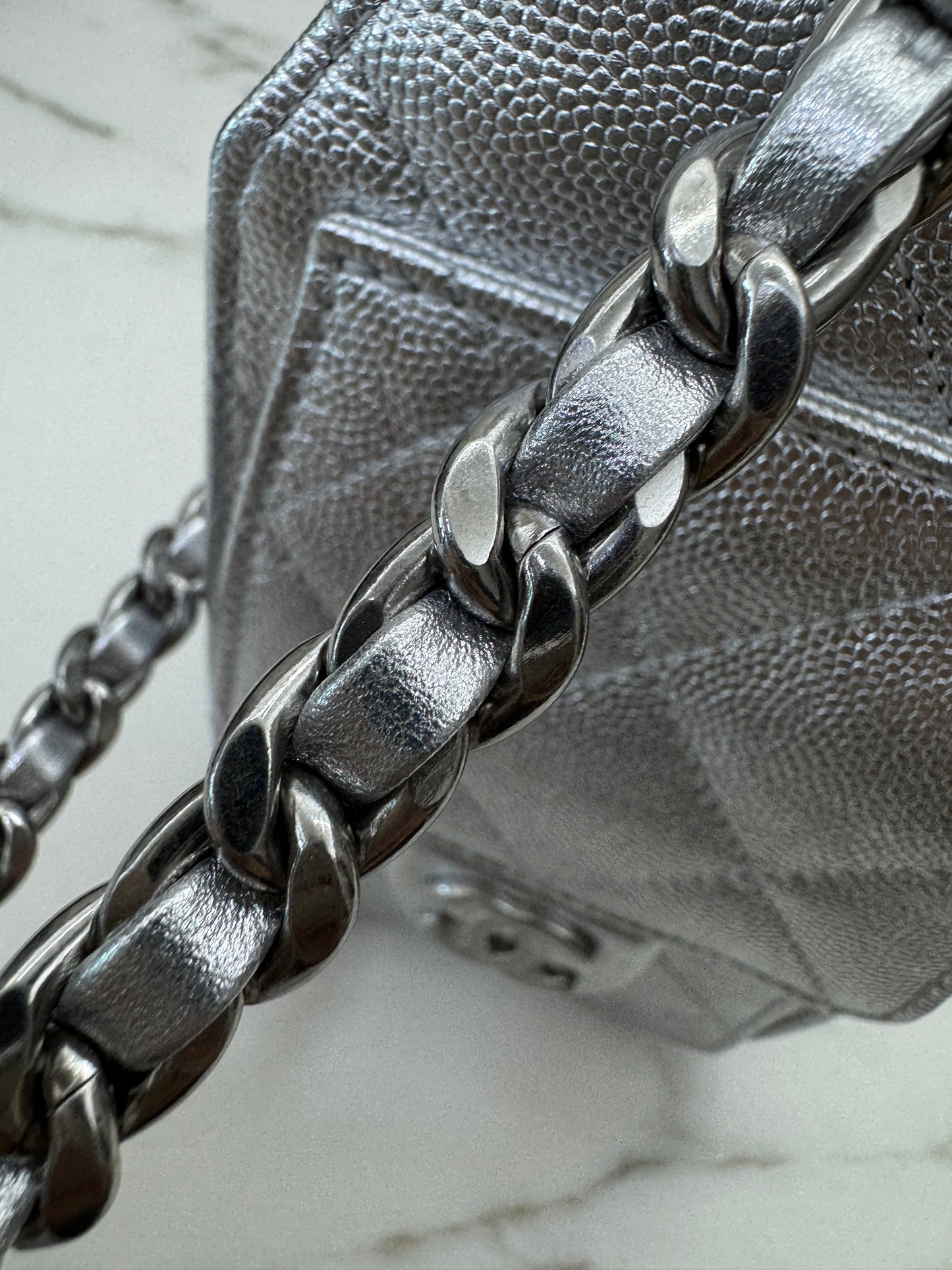CHANEL Mini 25 Bag 銀色荔枝皮銀扣 Silver Caviar Calfskin PHW