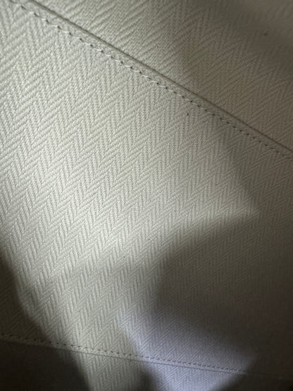 THE ROW Marguax 12 黑銀荔枝紋