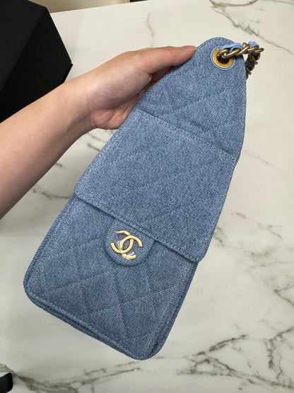 CHANEL 25 Bag 淺藍牛仔Small