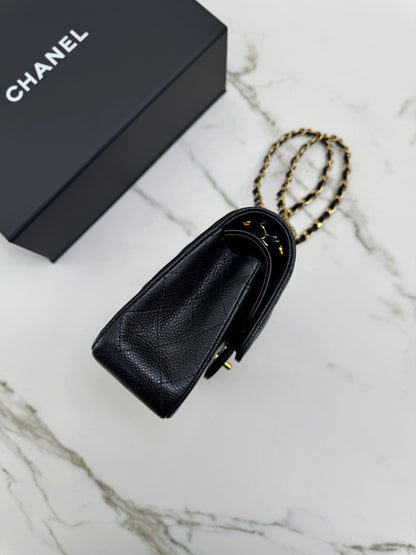 CHANEL CF23 黑金牛 CF Small