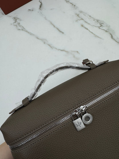 LORO PIANA Extra Pocket L23.5 Backpack