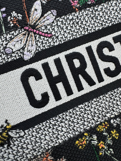 DIOR Book Tote Herbarium Black Medium