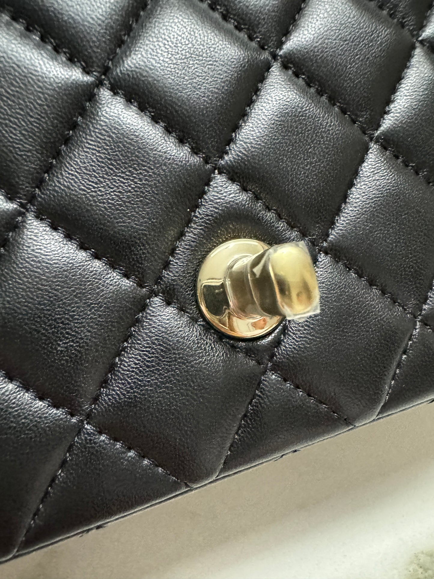 CHANEL CF20 羊皮 黑色淡金扣