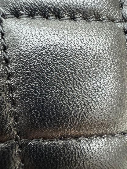 CHANEL 25K 亮面淺金球 Mini CF17 方胖子