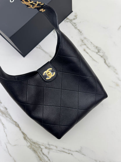 CHANEL 25P Hobo Small