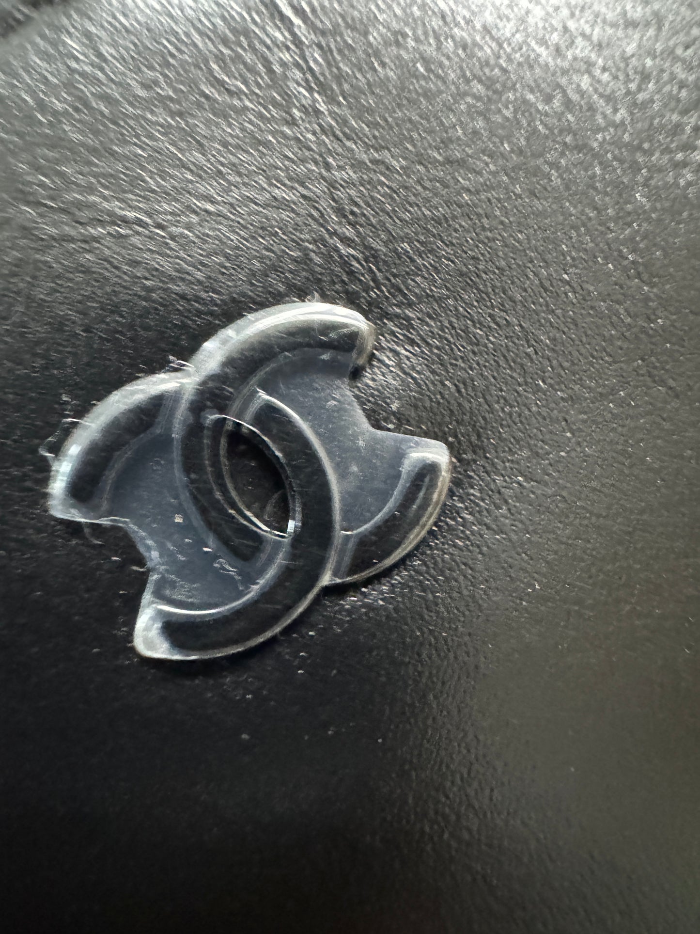 CHANEL 22 Bag Large So Black