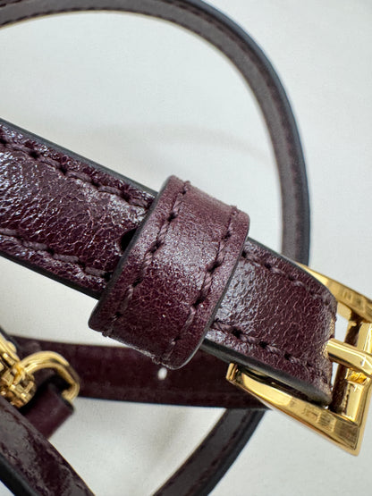 PRADA Bonnie Medium 酒紅油臘皮