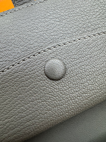 HERMES Bearn Mini Wallet 積雨雲灰山羊皮 金扣 Gris Meyer GHW