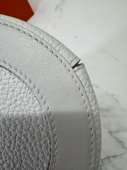 HERMES In The Loop 豬鼻菜籃子 M4奶灰色銀扣 Gris Pale PHW