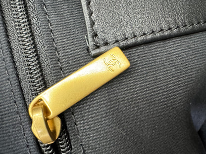 CHANEL 25S 兩用Hobo雙肩包 Medium