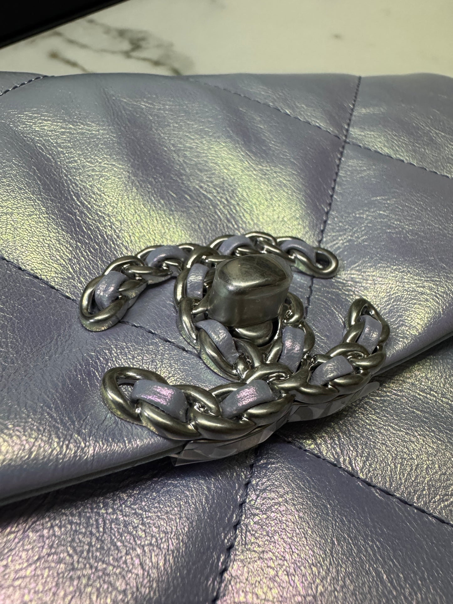 CHANEL 19 Bag Small 22P幻彩紫 小號