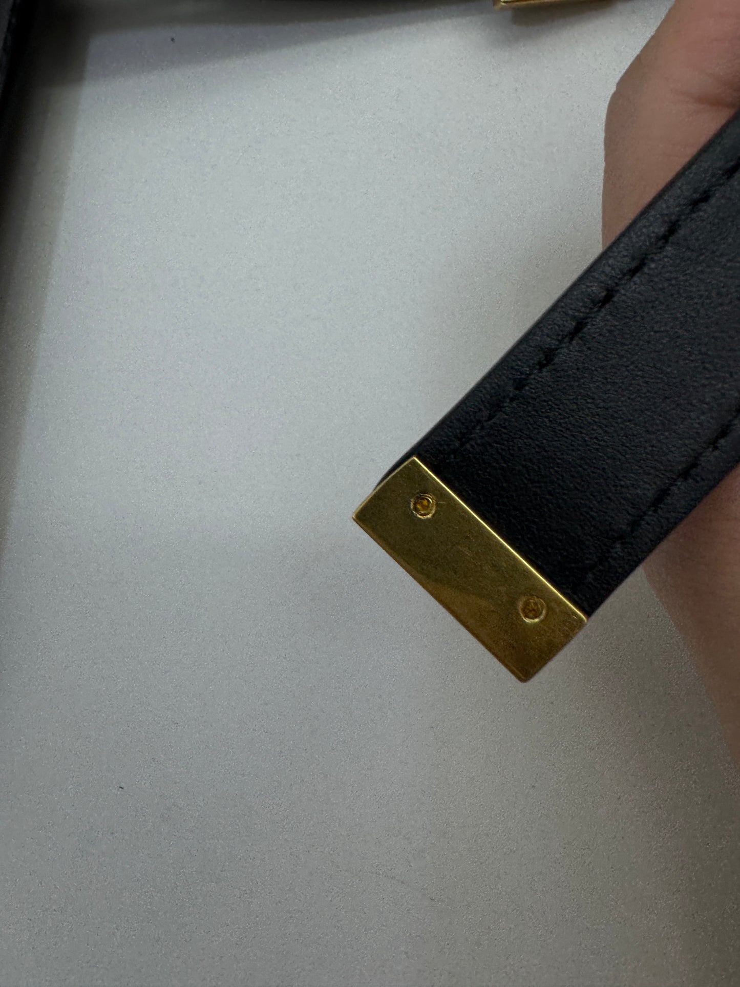 BALENCIAGA Le 7 Hobo