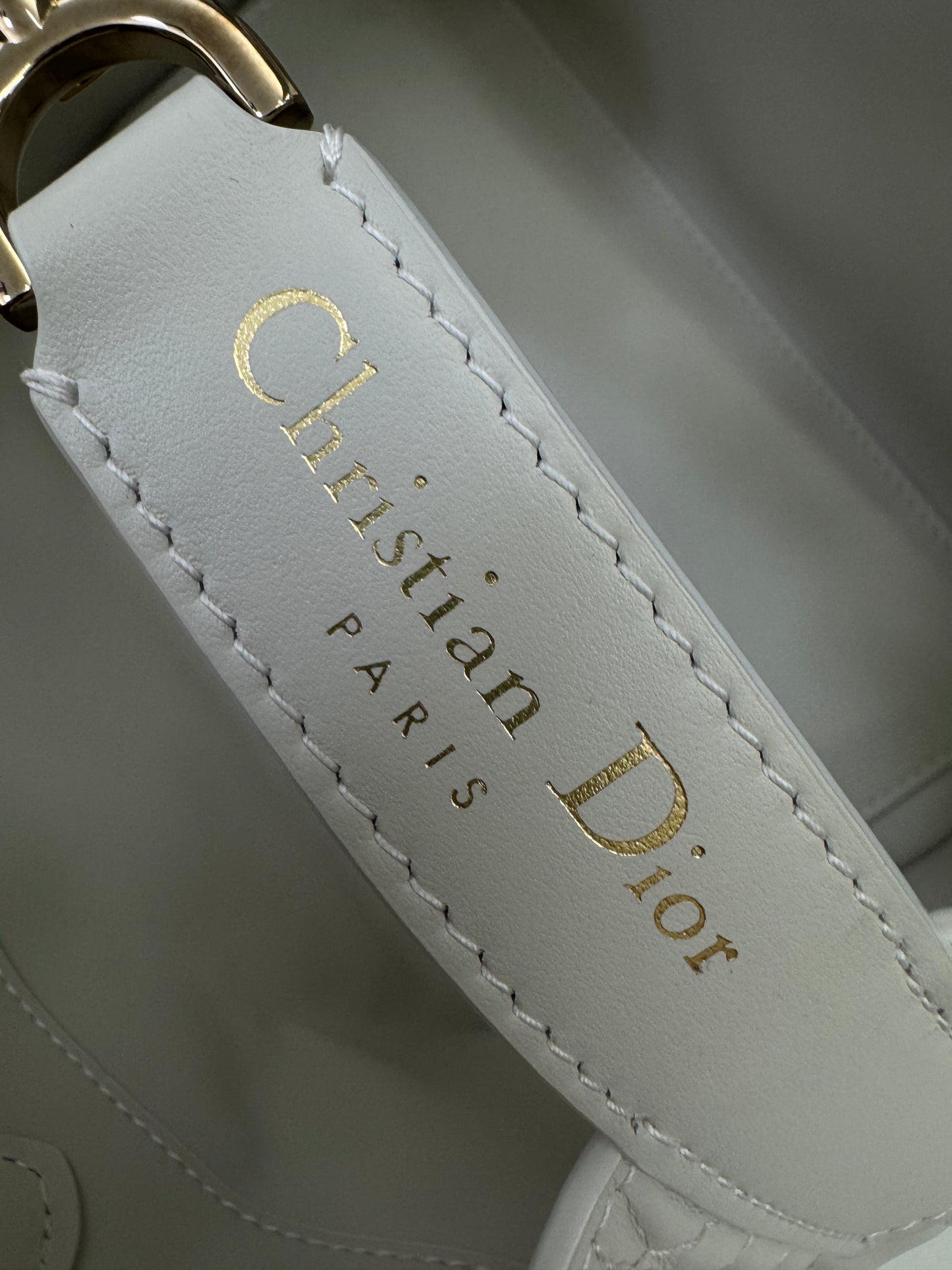 DIOR Toujours Small 白色