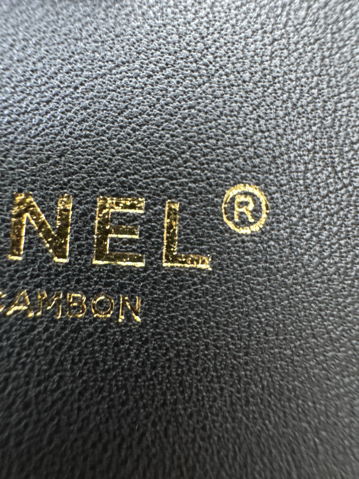 CHANEL 26A Mini 保齡球包 黑色