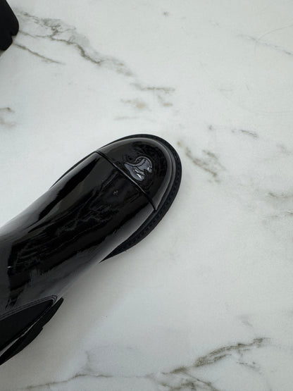 CHANEL 22C Chelsea Boots 漆皮切爾西短靴