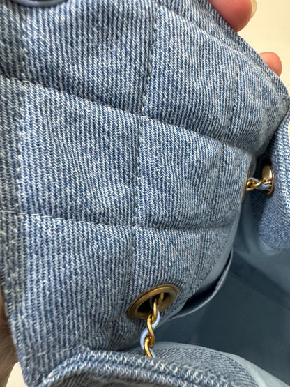 CHANEL 25 Bag 淺藍牛仔Small