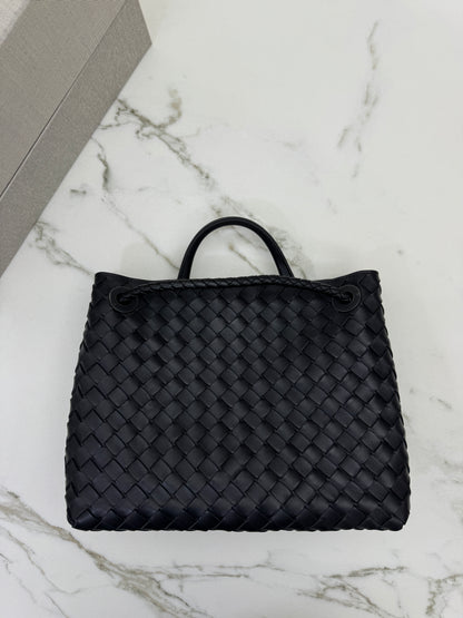 BV Andiamo Medium 黑銀