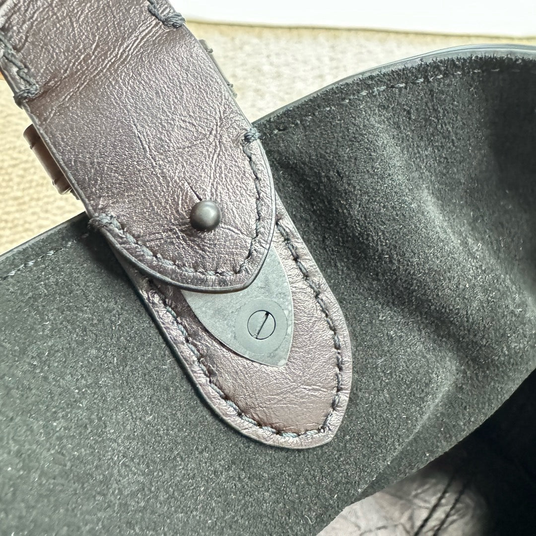 DIOR Toujours 皺褶牛皮 磨砂黑