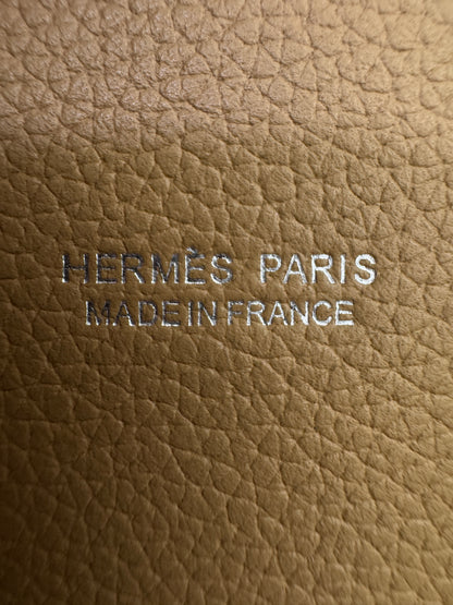 HERMES Kelly Danse 奶茶色銀扣 Chai Evercolor PHW