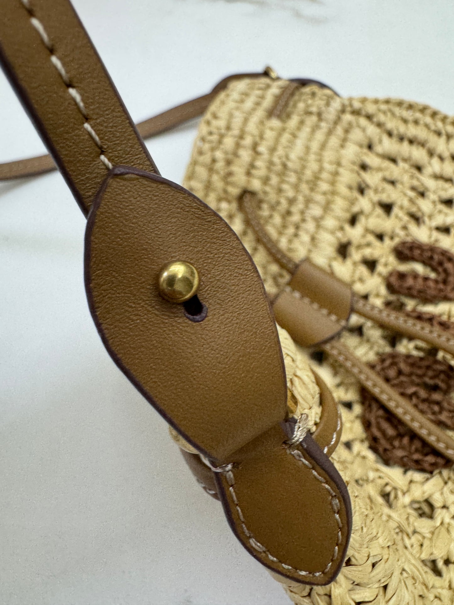 MIU MIU 拉菲草草編包