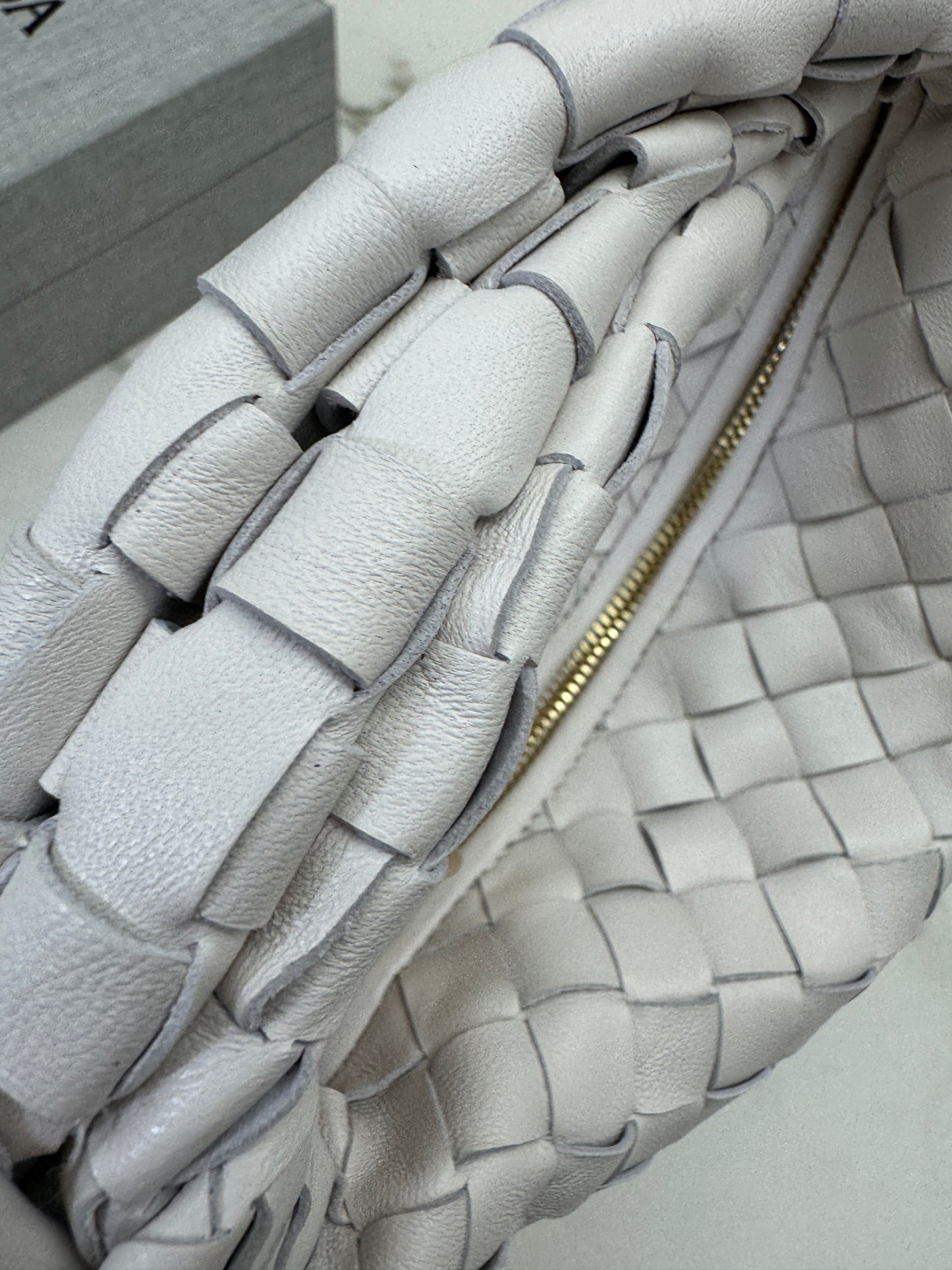 BV Mini Jodie 白色