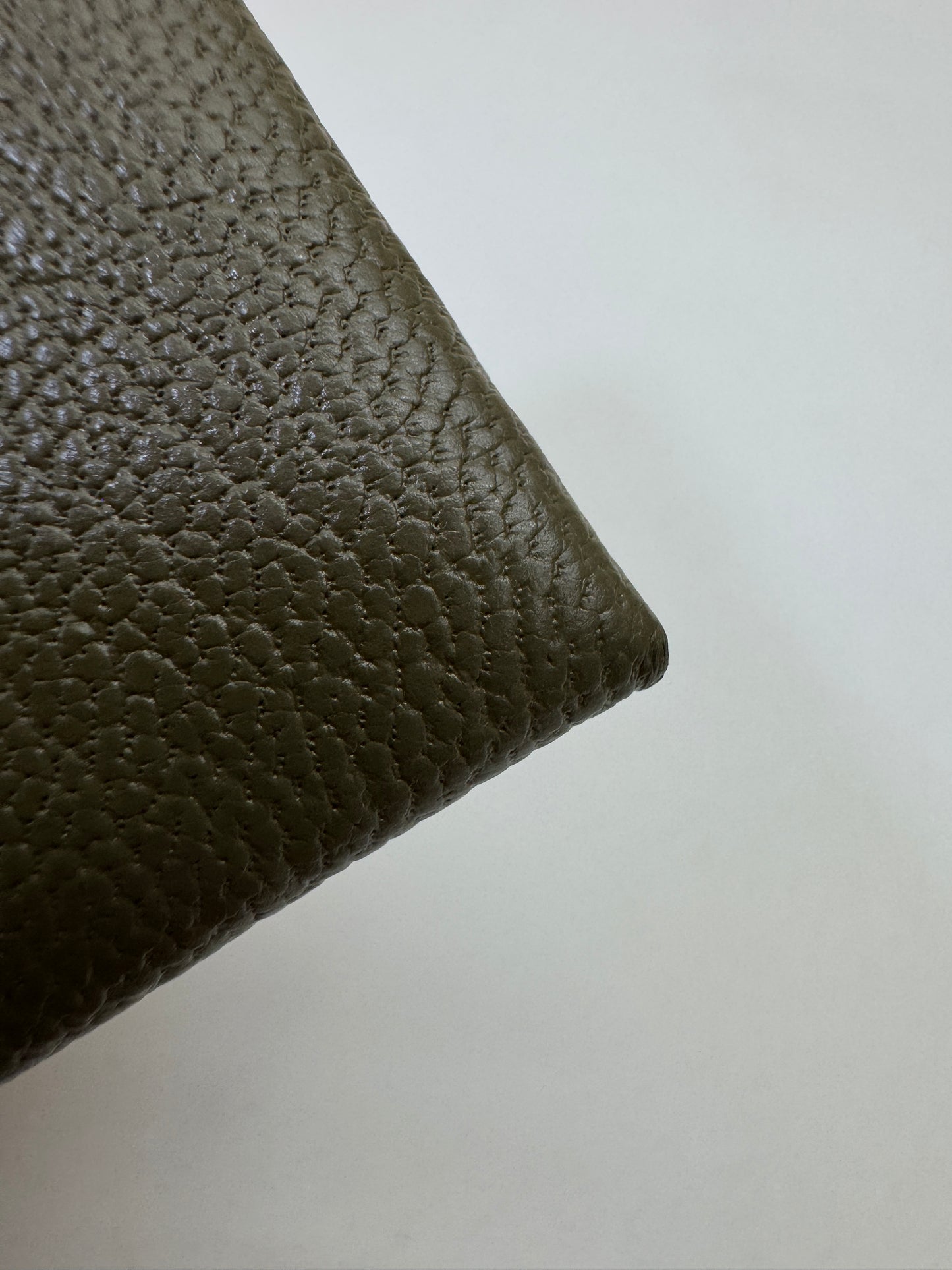 HERMES Calvi Duo 大象灰山羊皮 Etoupe Chevre Mysore