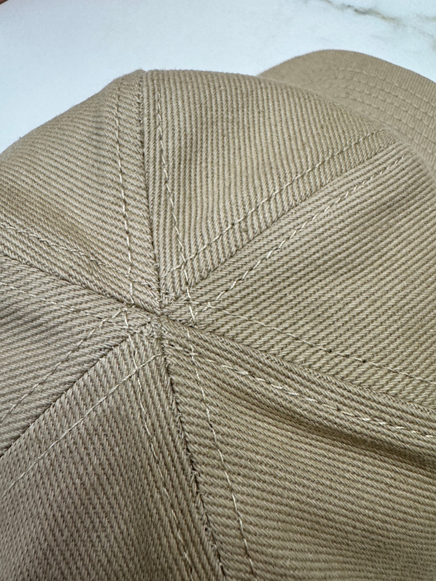 MIU MIU 軟頂鴨舌帽