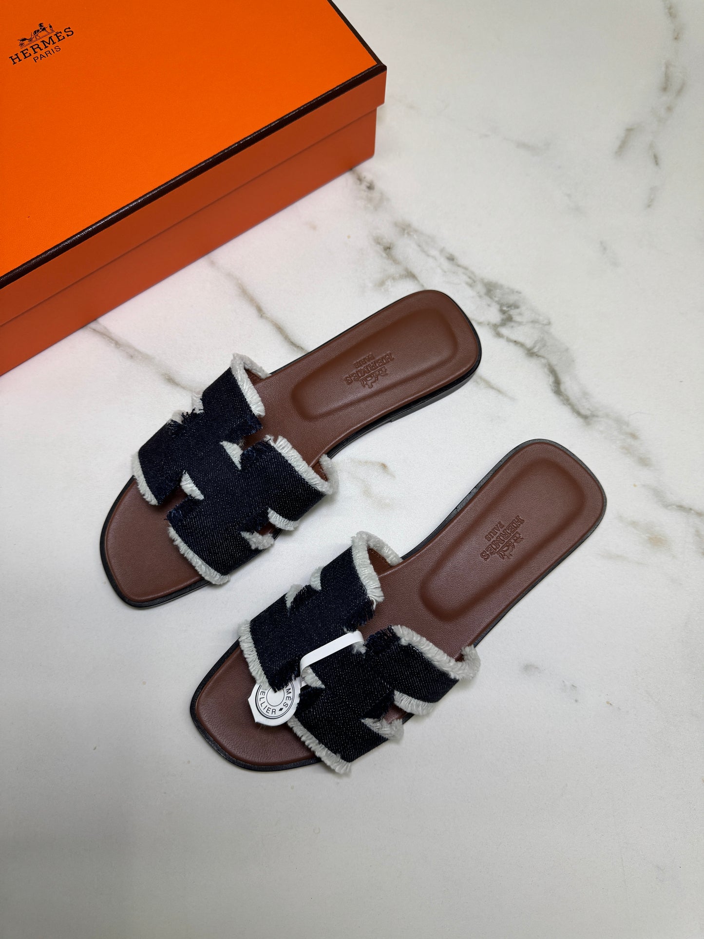 HERMES Oran 深藍牛仔拖鞋