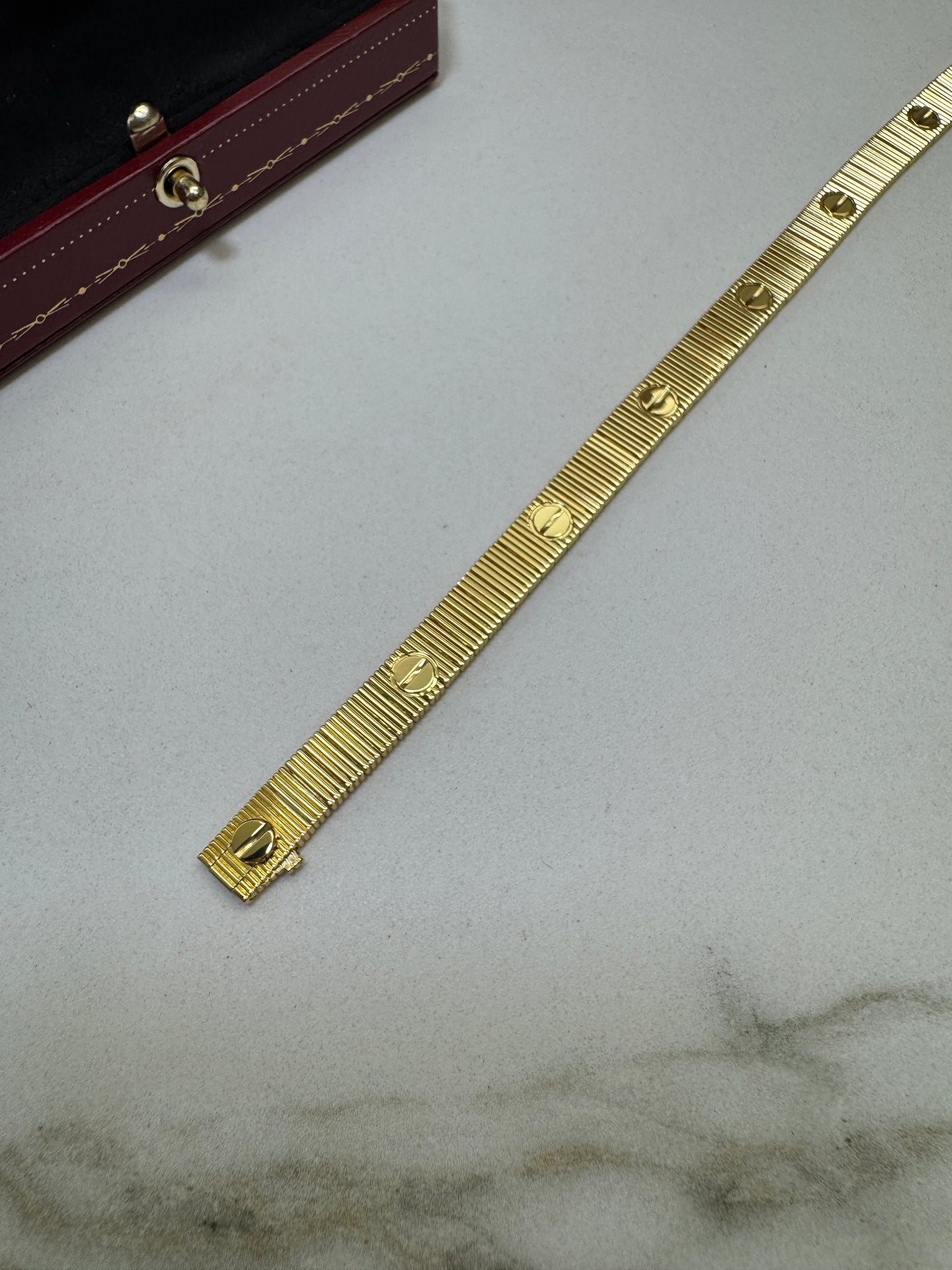 CARTIER Love Unlimited Bracelet 手鏈 金色