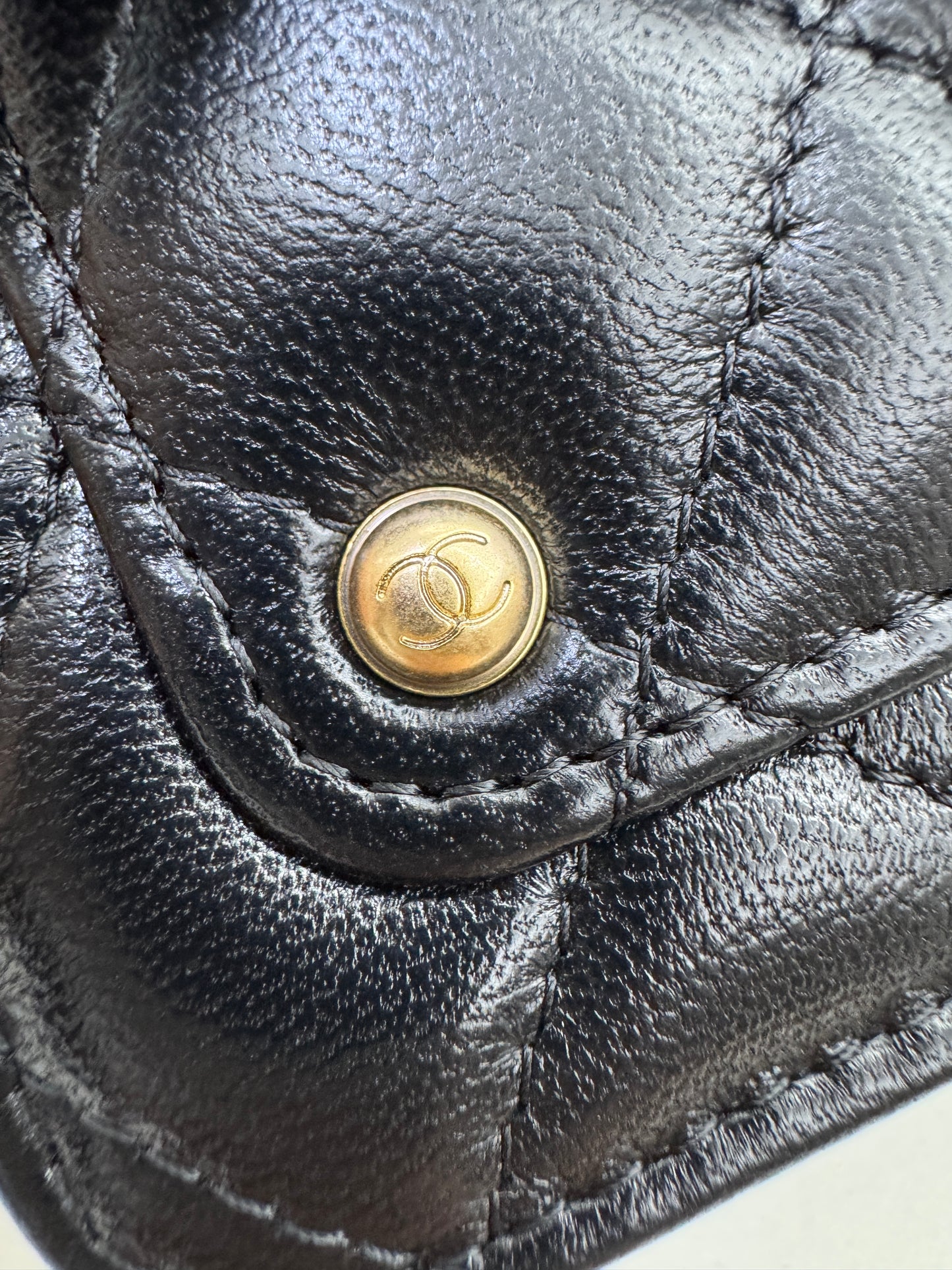 CHANEL 25B 手柄郵差 Wallet on Chain