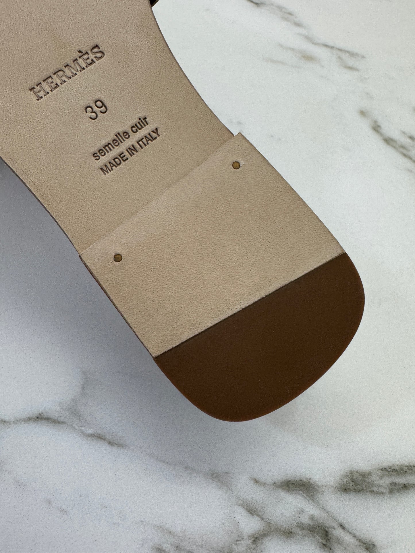 HERMES Oran 大象灰 Epsom