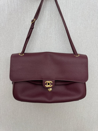 CHANEL 26S Maxi Flap Bag Small 酒紅色金扣 Burgundy GHW