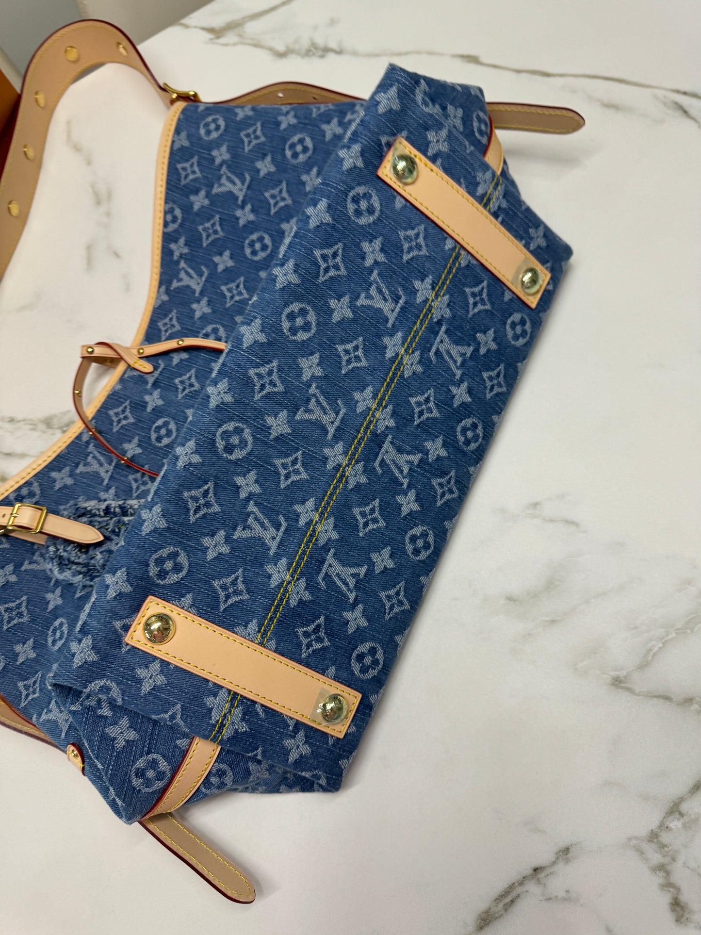 LV Carryall MM 深藍牛仔