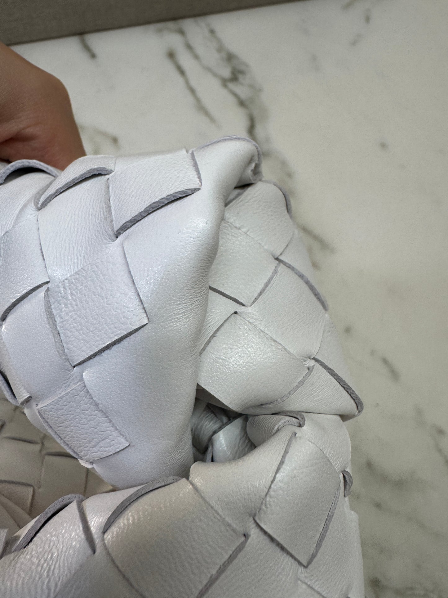 BV Jodie Small 白色