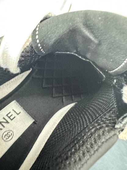 CHANEL 熊貓運動鞋