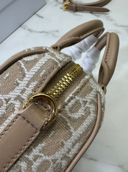 DIOR Groove Mini 奶茶色老花