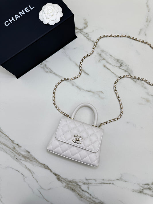 CHANEL Coco Handle Nano 白色